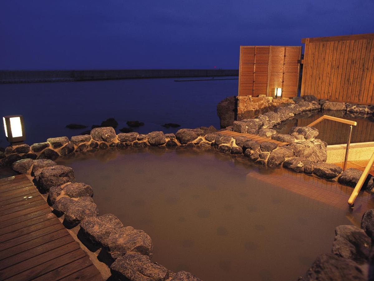 Hotel Awaji Yumesenkei Sumoto Exterior foto