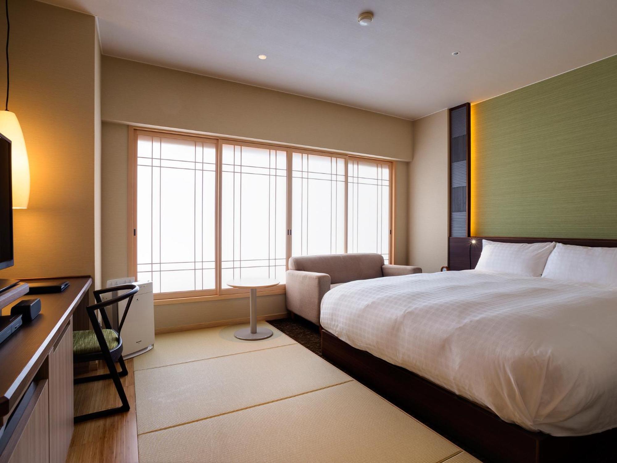 Hotel Awaji Yumesenkei Sumoto Habitación foto