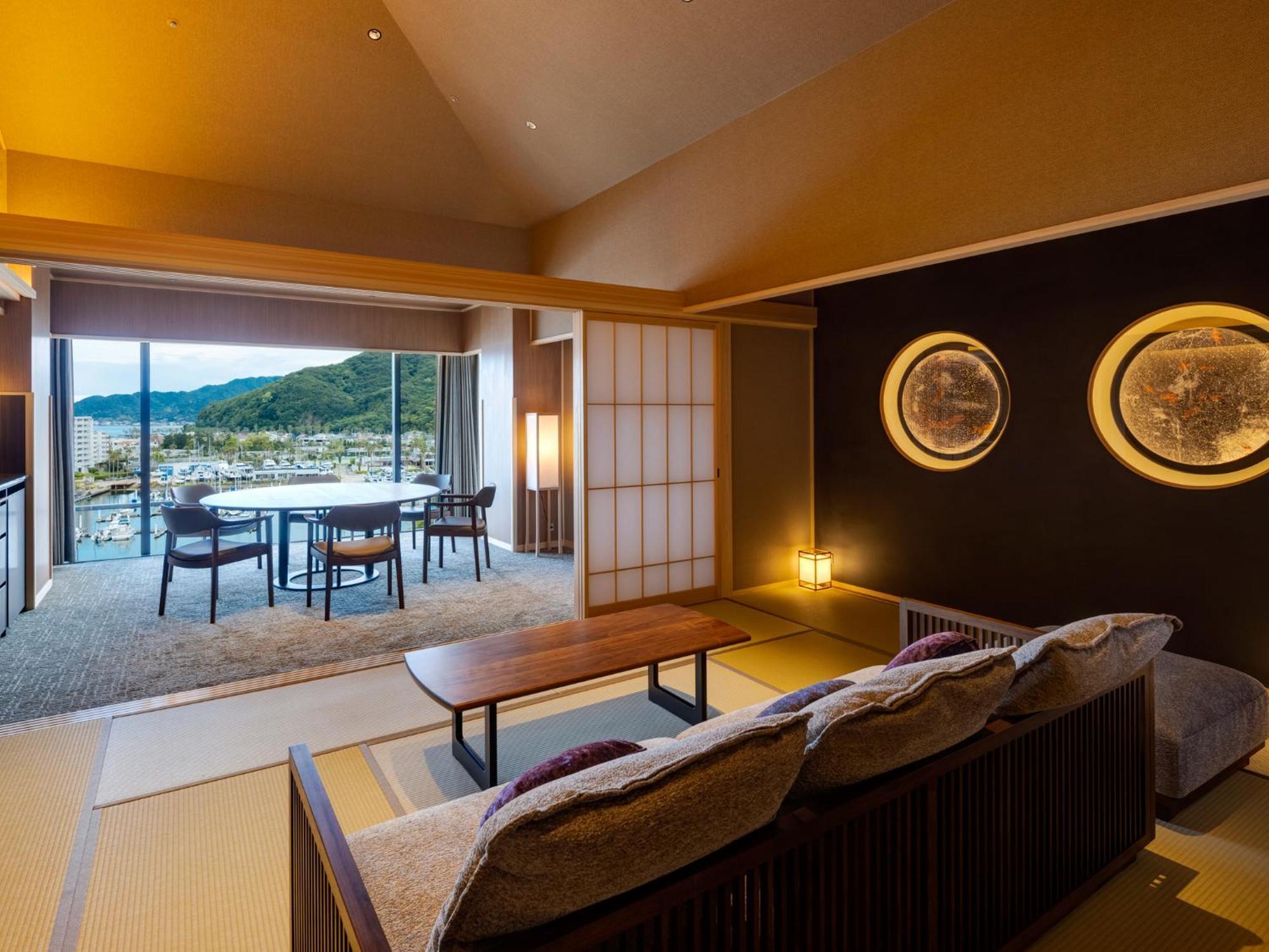 Hotel Awaji Yumesenkei Sumoto Habitación foto
